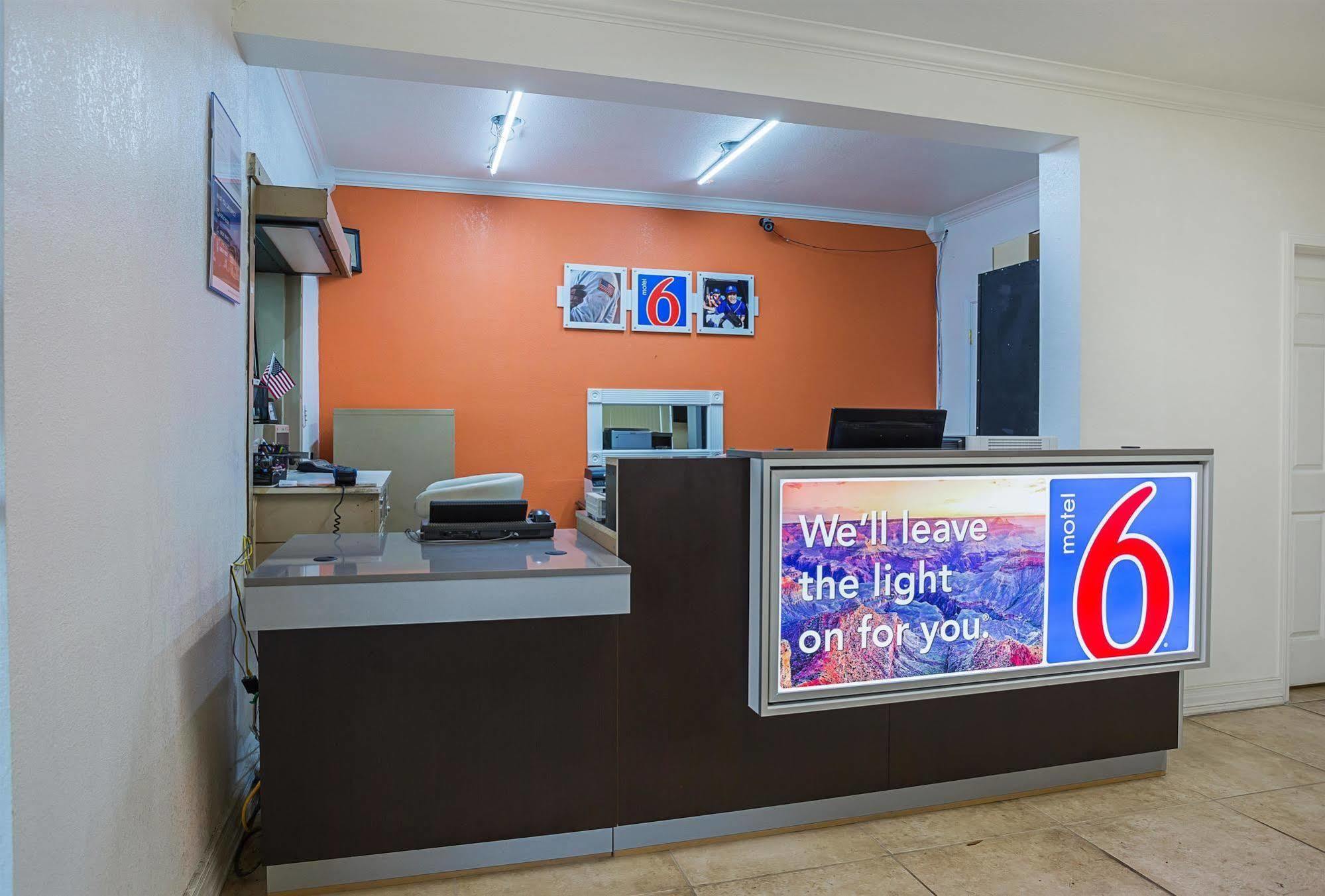 Motel 6-Brinkley, Ar Ngoại thất bức ảnh