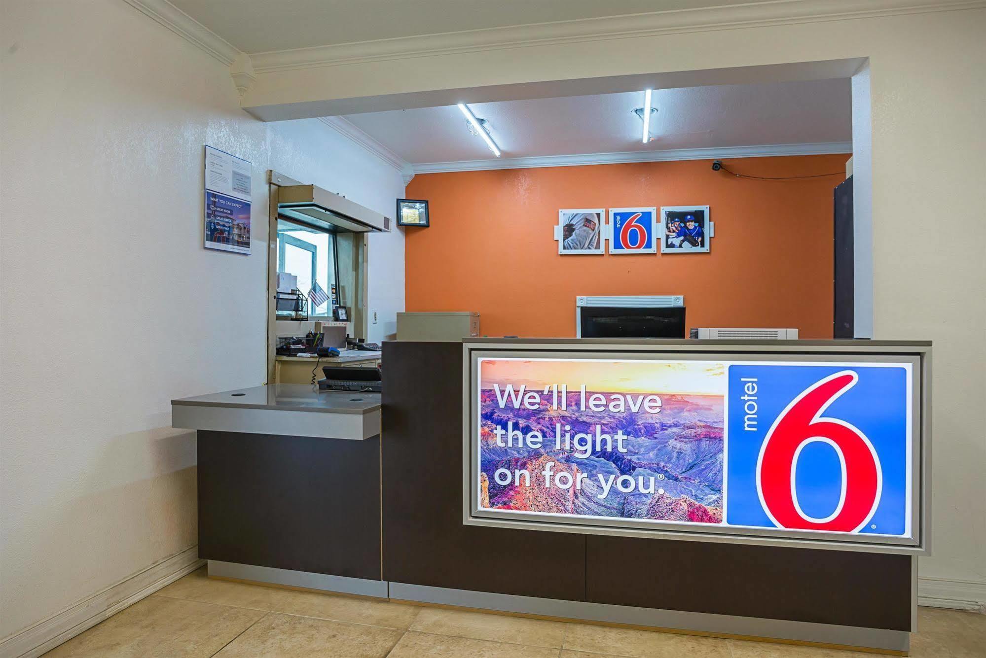 Motel 6-Brinkley, Ar Ngoại thất bức ảnh