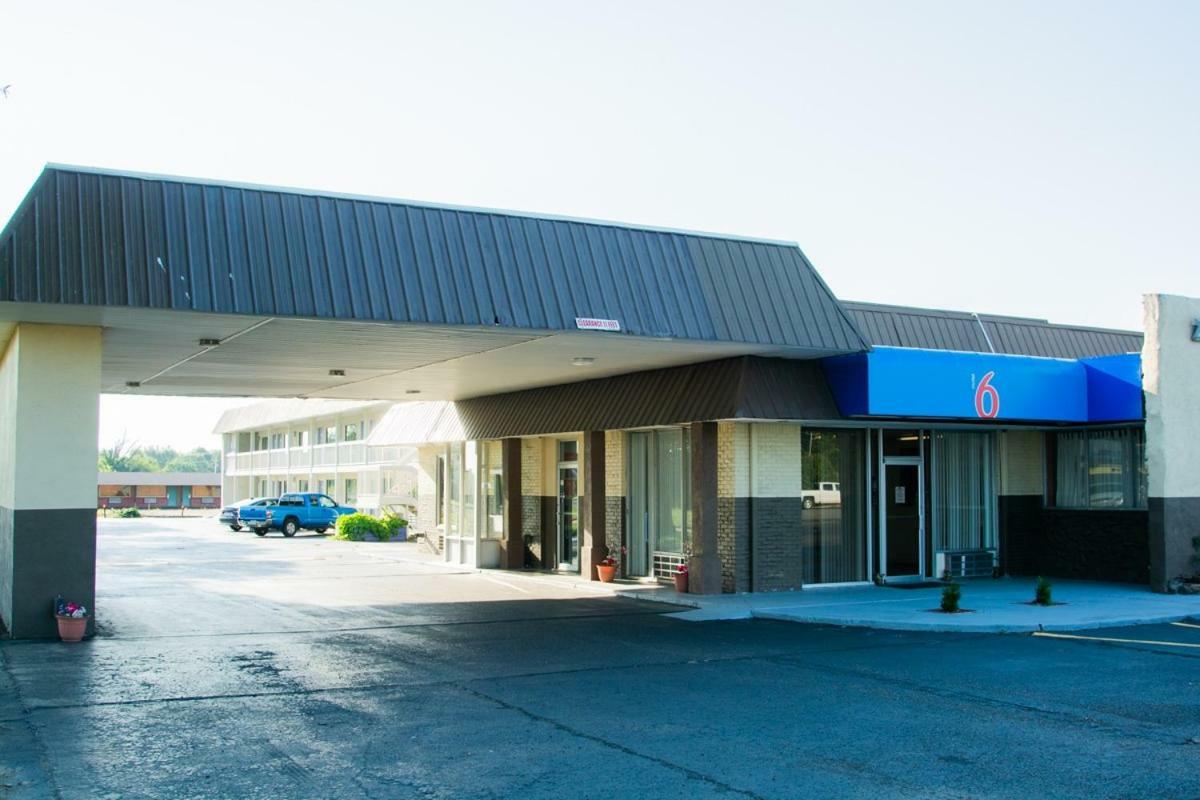 Motel 6-Brinkley, Ar Ngoại thất bức ảnh
